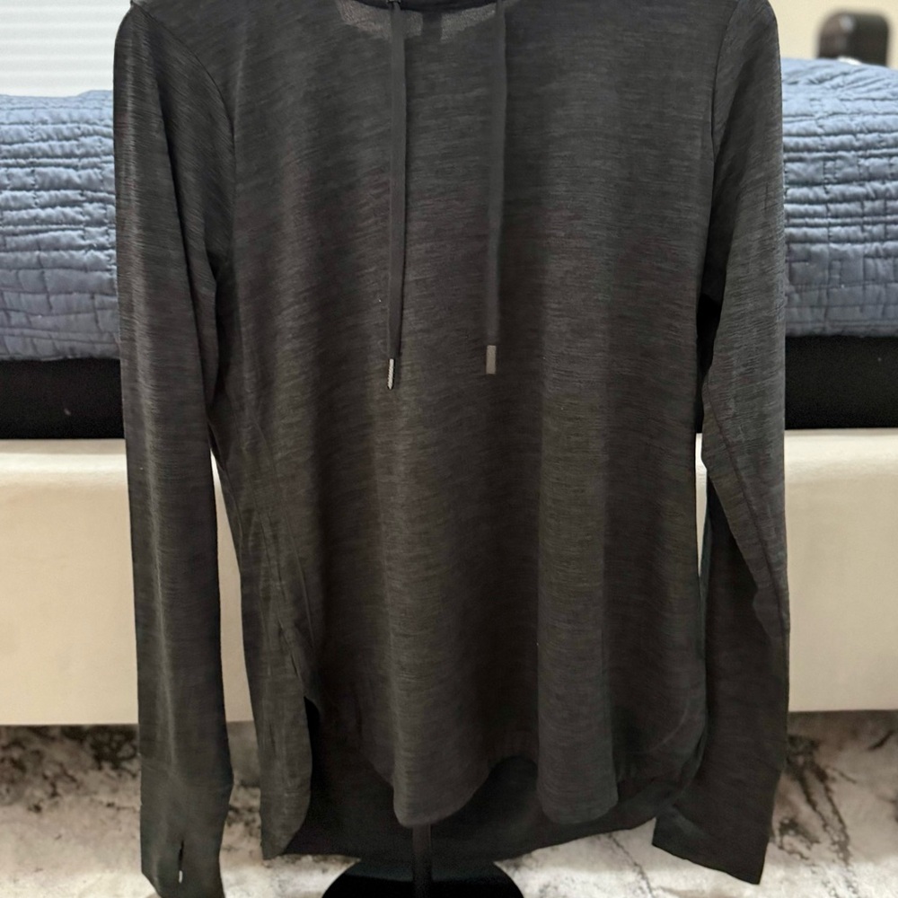 GAIAM Gray Relaxed Long Sleeve